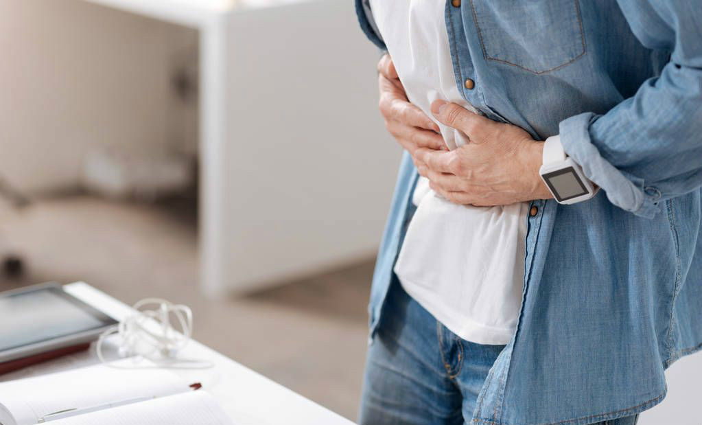 一旦胃發出三種信號，小心胃癌已經發生，最好去檢查一下胃鏡！