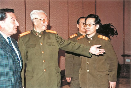 鄧小平晚年最信任的三個人，兩個任軍隊要職，一個成國家主席