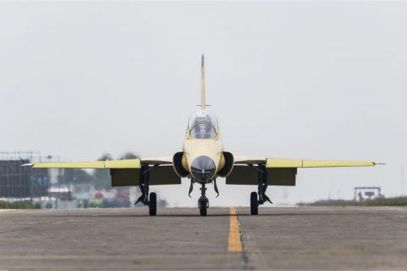 ﻿FTC-2000G首飛 可攻擊可空戰