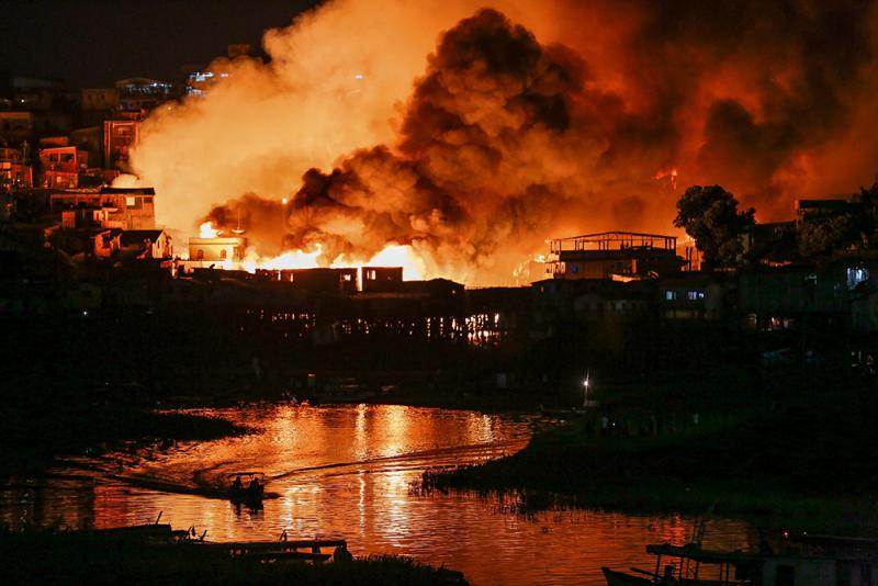﻿巴貧民窟大火燒毀600木屋
