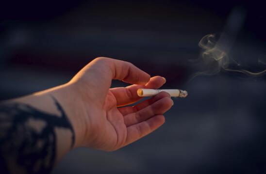 研究發現：嘗鮮電子煙的青少年長大後更容易吸煙