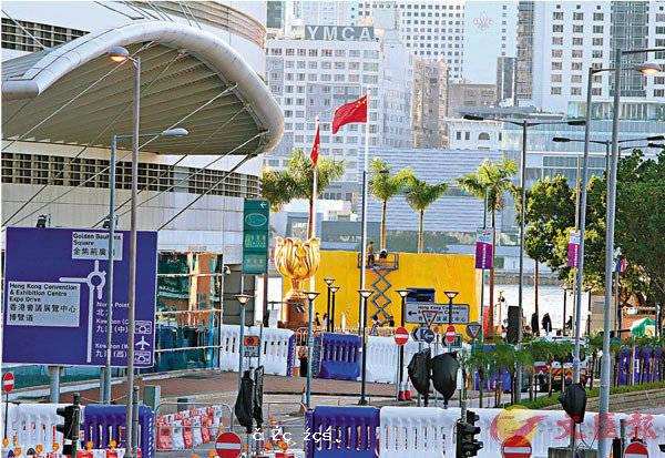 無須事先警告！香港警方："港獨"旗、標語一出 即可依法拘捕 