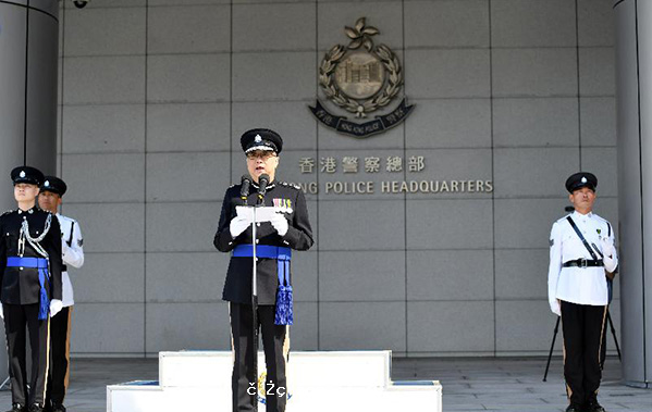 鄧炳強以「智仁勇」勉勵警校畢業生服務社會