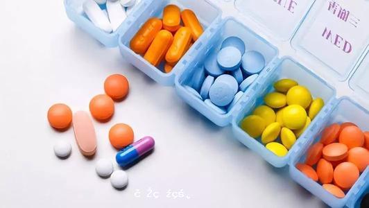 新版醫保目錄鼓勵創新藥 119種藥品平均降價壹半 