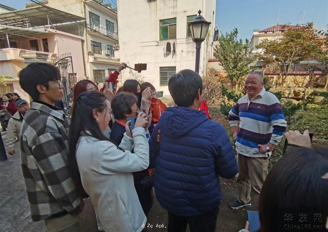 海外華文媒體走訪皖南第一“華僑村”，感受槐塘鄉村振興新活力