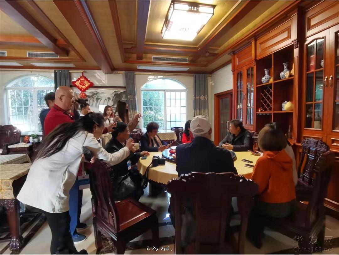 海外華文媒體走訪皖南第一“華僑村”，感受槐塘鄉村振興新活力